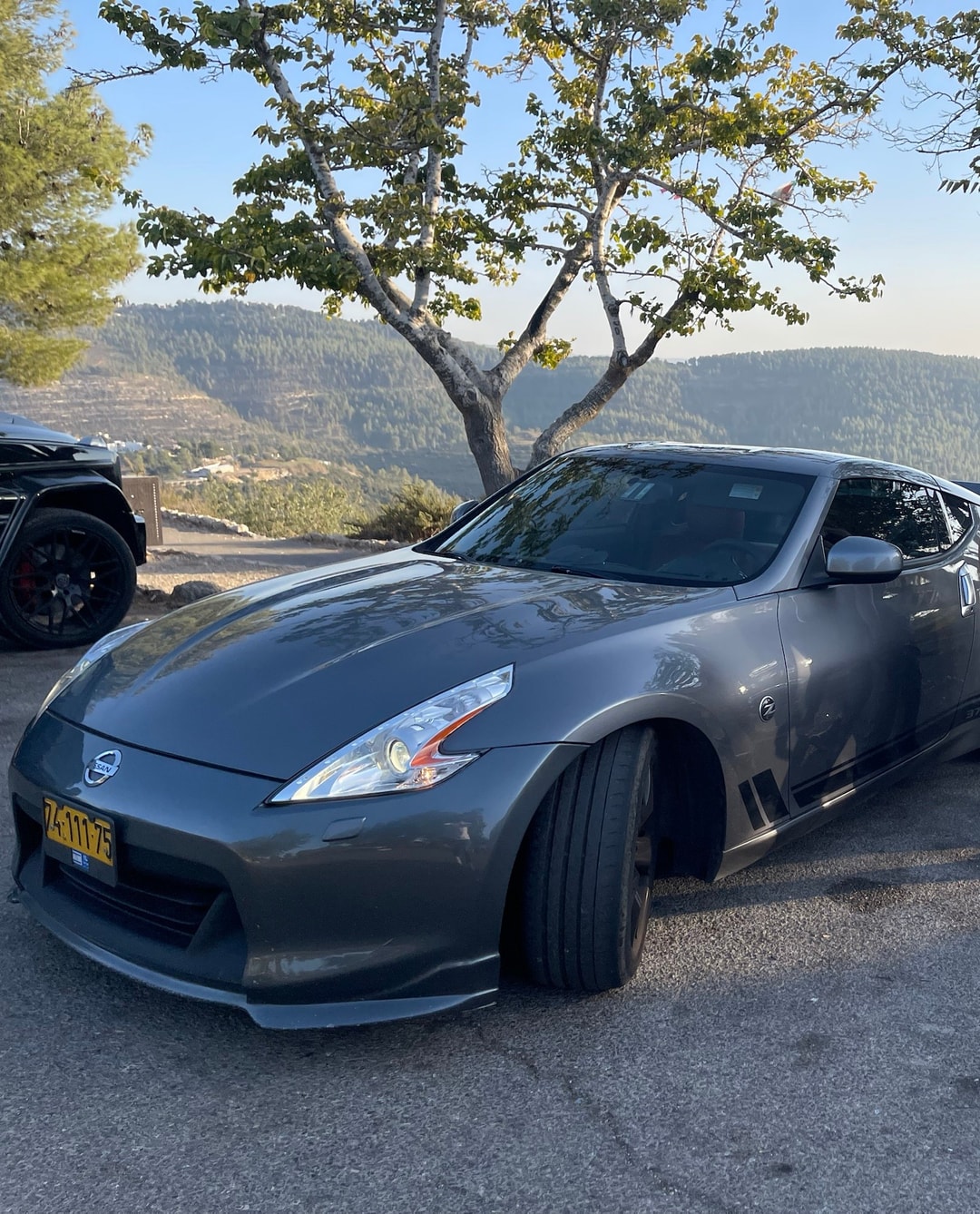 ניסאן 370Z של EXR מהצד, בכבישי הרי יהודה בנס הרים
